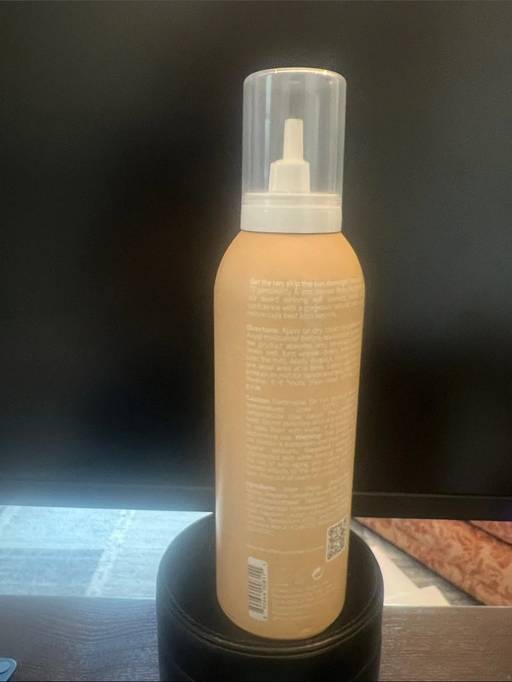 Peta Jane light tanning